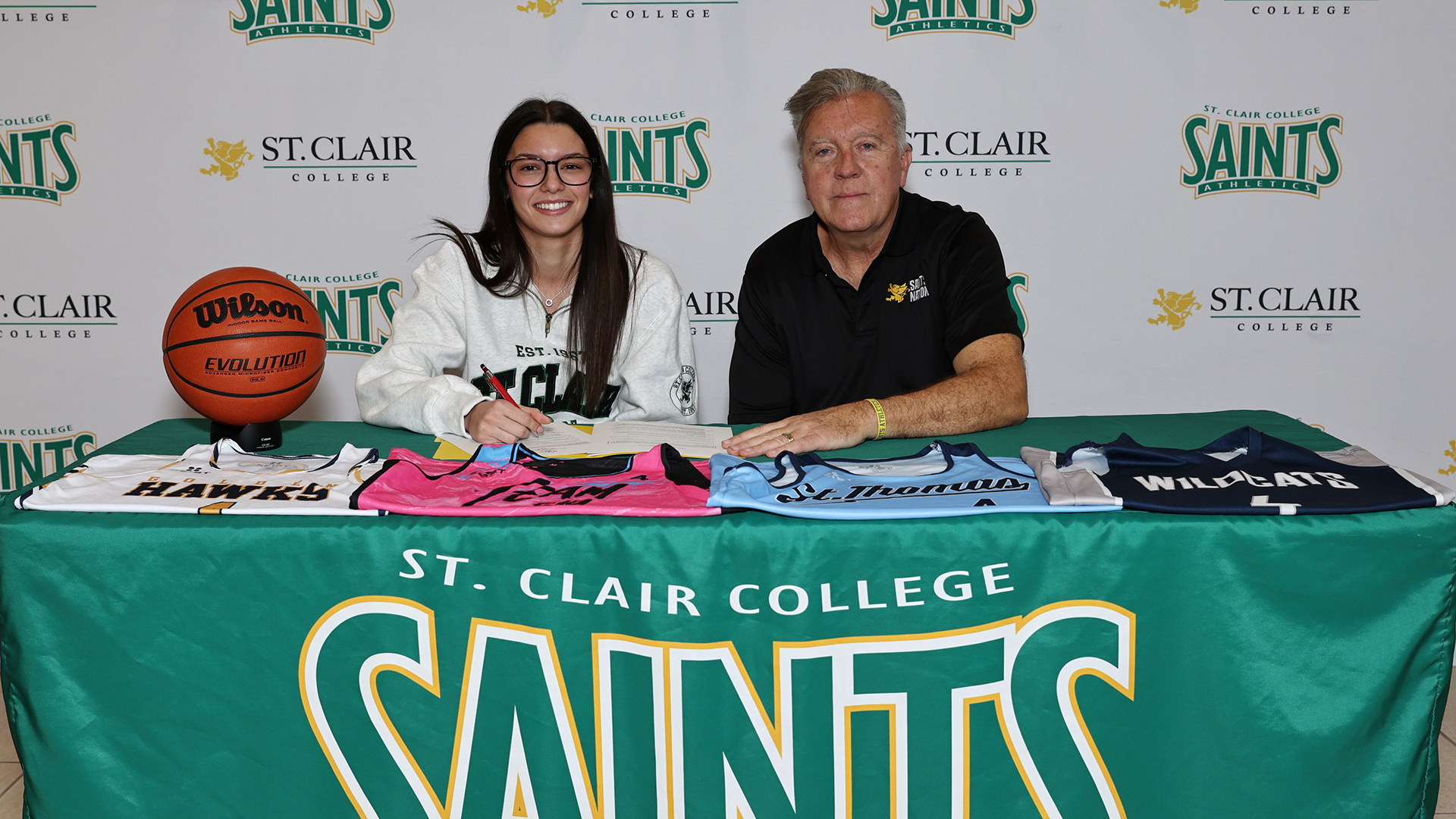St. Clair Women's Basketball Sign Chatham Standout