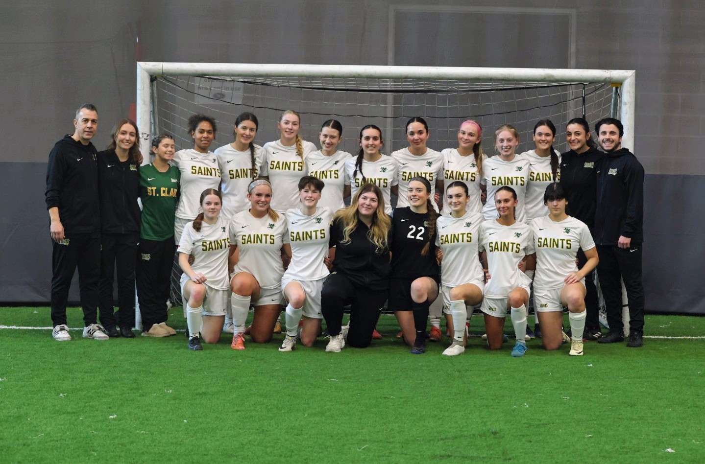 Women's Indoor Soccer Win Regionals